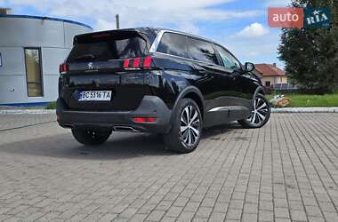 Позашляховик / Кросовер Peugeot 5008 2019 в 