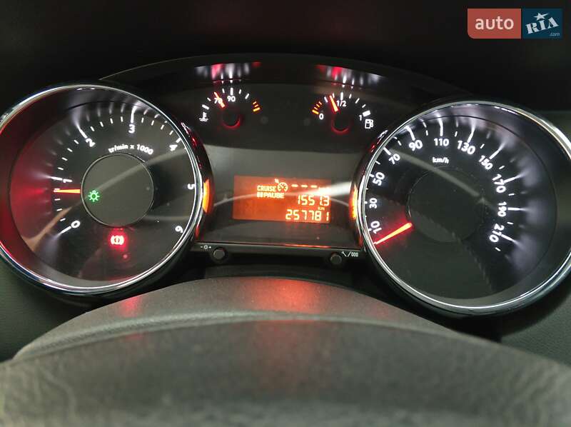 Мікровен Peugeot 5008 2011 в Вінниці