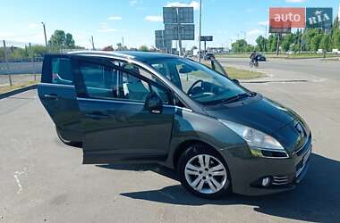 Микровэн Peugeot 5008 2010 в 