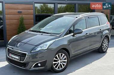Микровэн Peugeot 5008 2014 в 