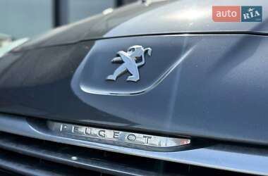 Микровэн Peugeot 5008 2014 в 