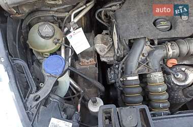 Мікровен Peugeot 5008 2011 в 