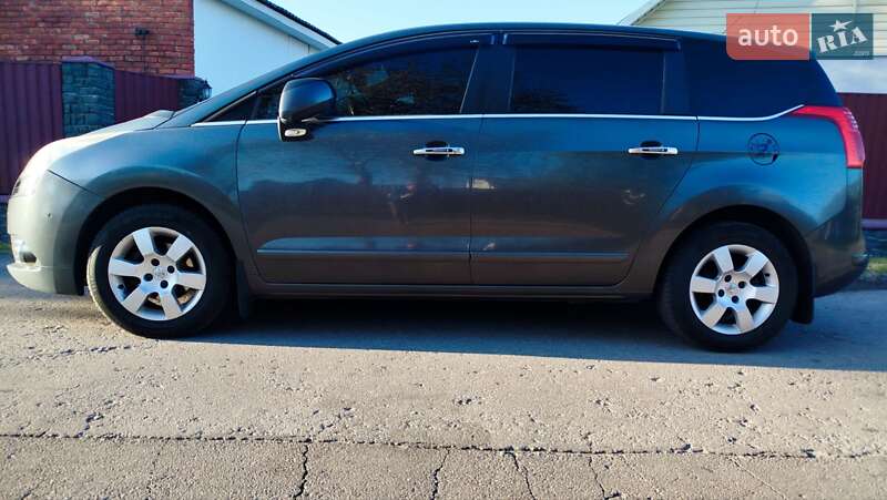 Микровэн Peugeot 5008 2012 в Житомире