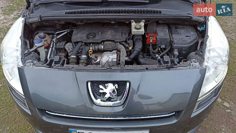 Мікровен Peugeot 5008 2010 в Золочеві