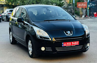 Микровэн Peugeot 5008 2011 в Здолбунове