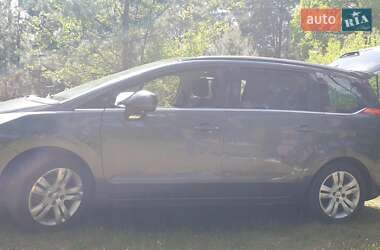 Мікровен Peugeot 5008 2010 в 