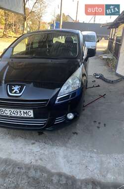 Микровэн Peugeot 5008 2010 в Львове