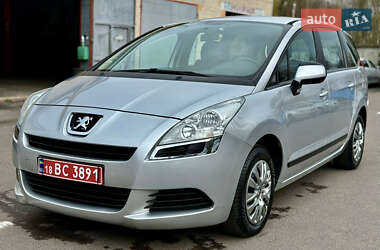 Мікровен Peugeot 5008 2010 в Рівному