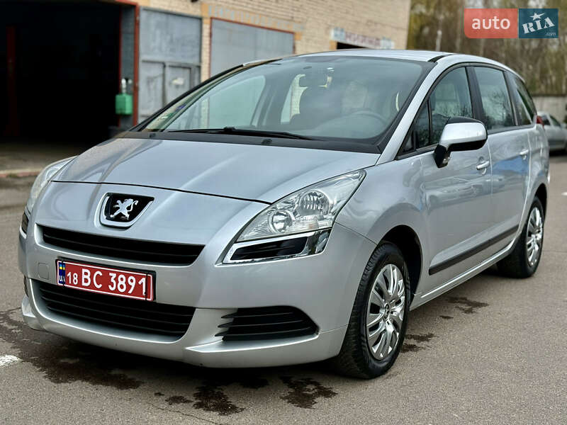 Peugeot 5008 2010