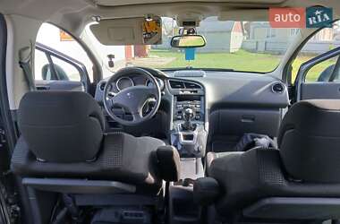 Мікровен Peugeot 5008 2011 в 