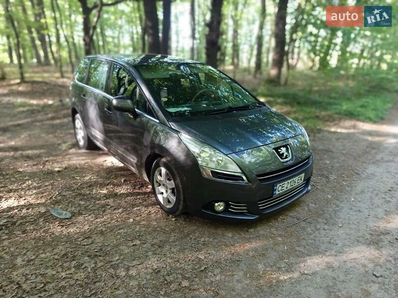 Мікровен Peugeot 5008 2010 в Чернівцях