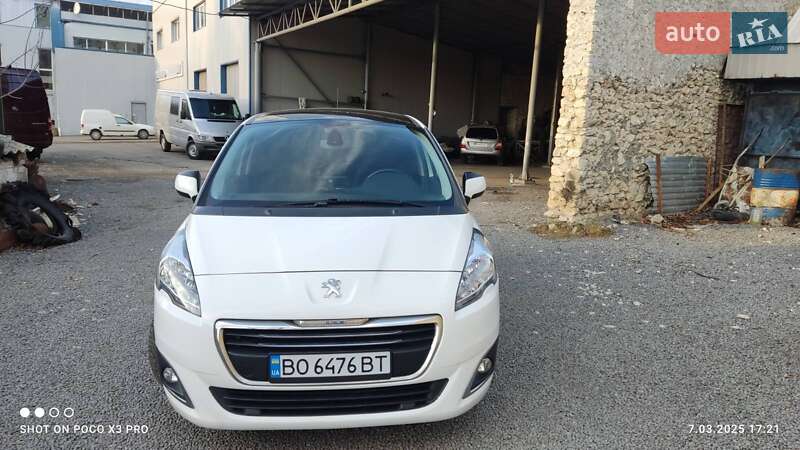 Мікровен Peugeot 5008 2014 в Тернополі