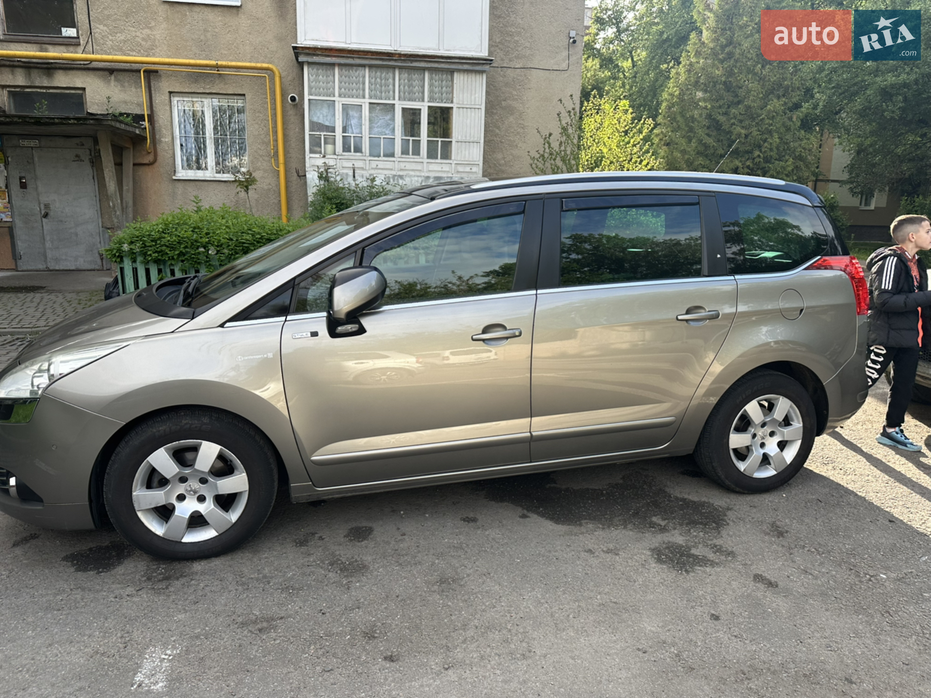 2013 Peugeot 5008 - фото 1