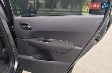 Микровэн Peugeot 5008 2010 в 