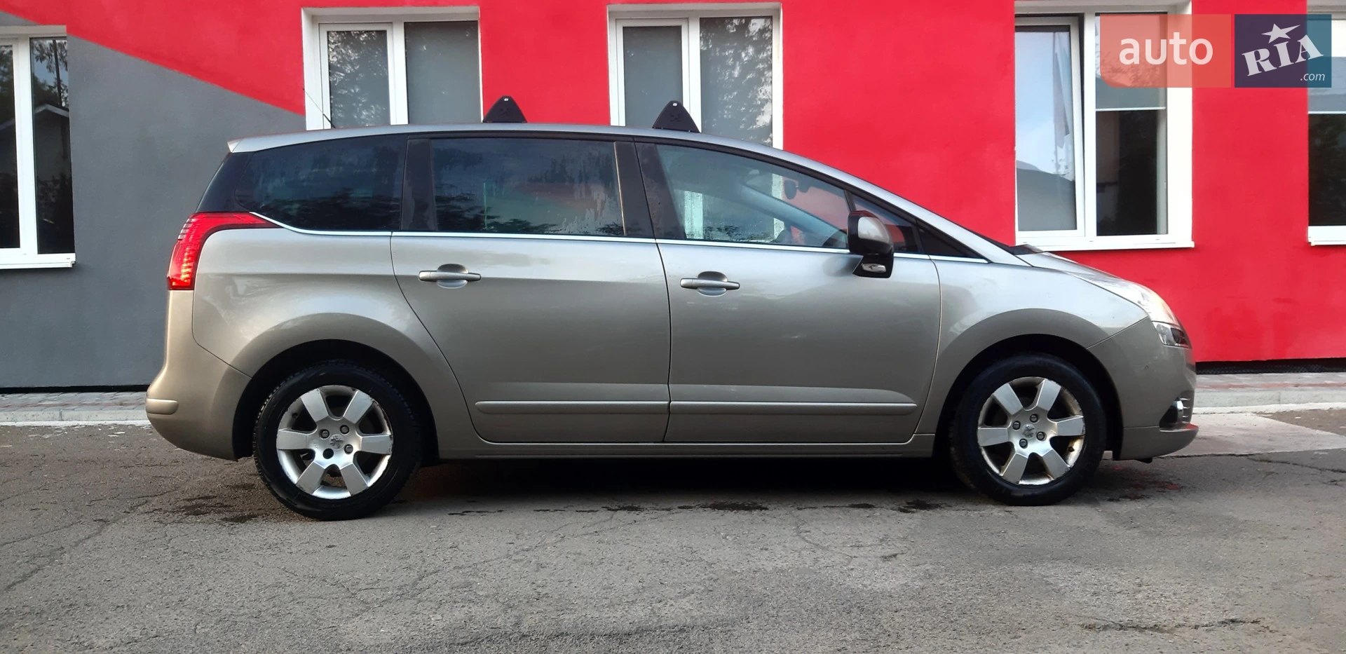 2010 Peugeot 5008 - мініатюра 3