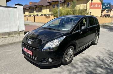 Мікровен Peugeot 5008 2011 в Стрию
