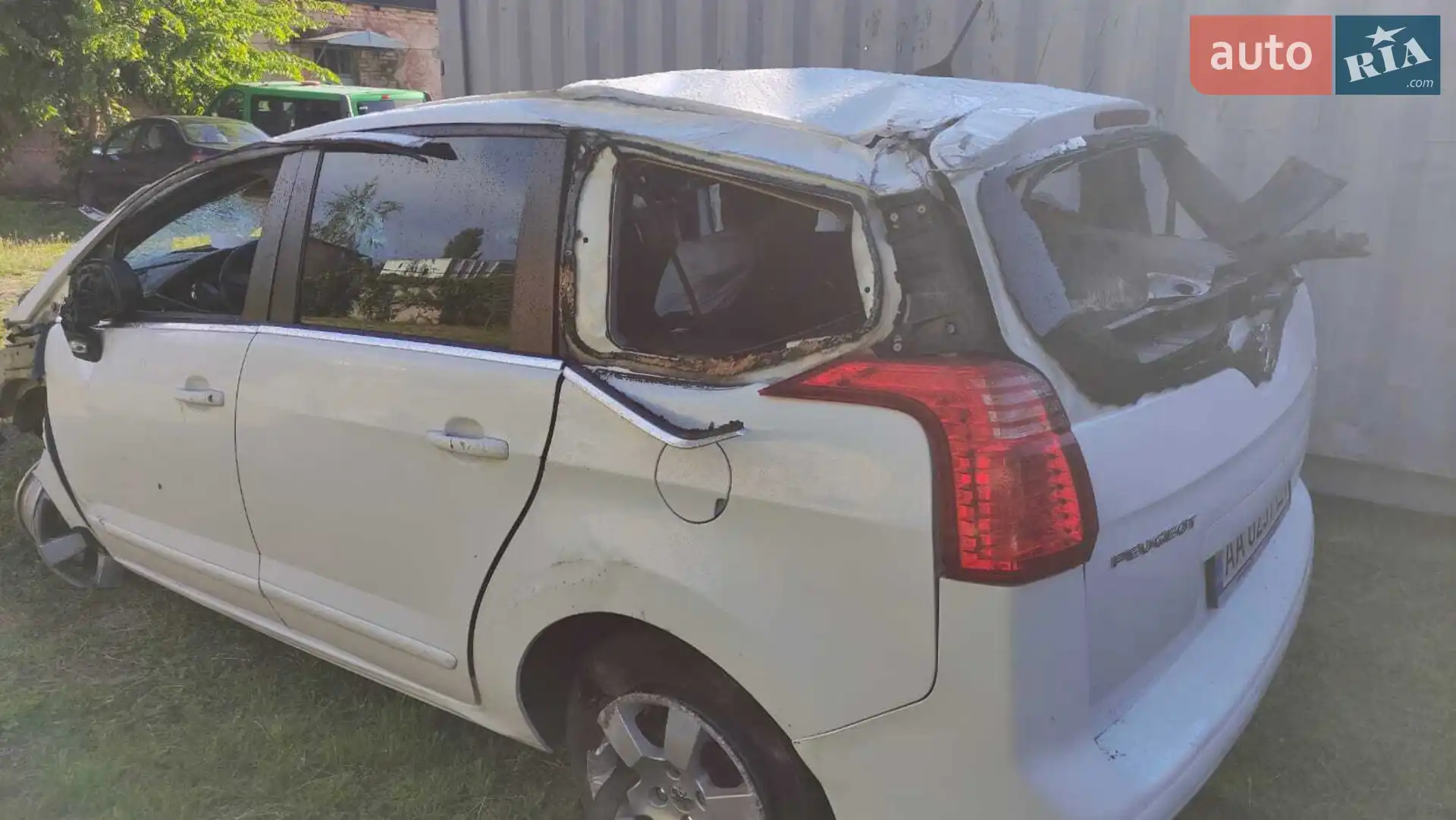 2013 Peugeot 5008 - фото 1
