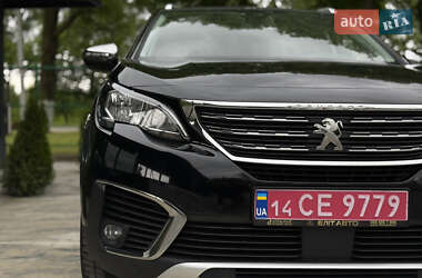 Внедорожник / Кроссовер Peugeot 5008 2019 в 