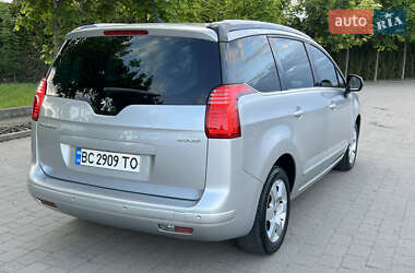 Микровэн Peugeot 5008 2011 в 