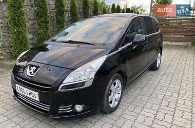 Мікровен Peugeot 5008 2013 в 