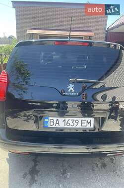 Микровэн Peugeot 5008 2014 в 