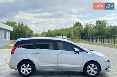 Микровэн Peugeot 5008 2010 в 