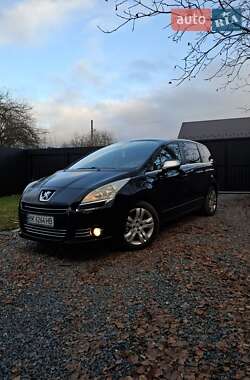 Мікровен Peugeot 5008 2010 в Радивиліві