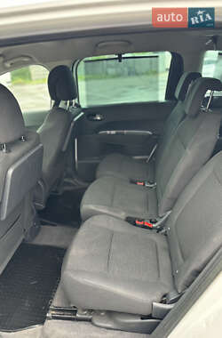 Мікровен Peugeot 5008 2011 в 