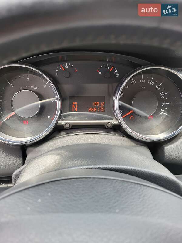 Мікровен Peugeot 5008 2013 в Дрогобичі