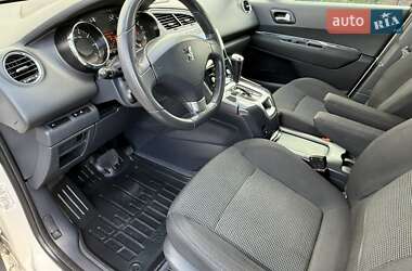 Микровэн Peugeot 5008 2010 в 