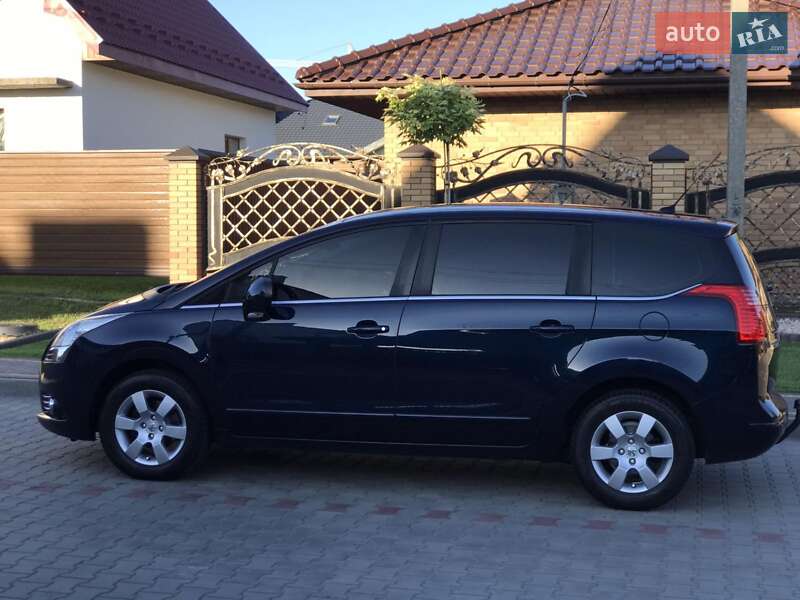 Мікровен Peugeot 5008 2010 в Луцьку
