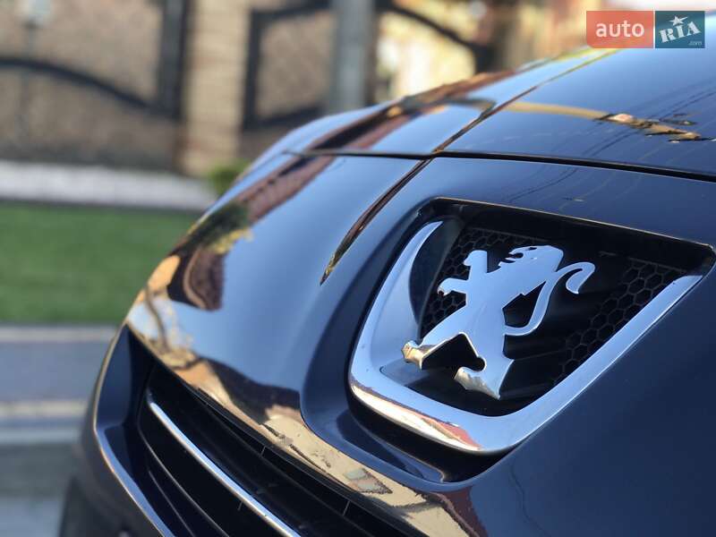 Мікровен Peugeot 5008 2010 в Луцьку