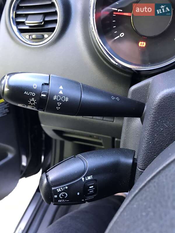 Мікровен Peugeot 5008 2010 в Луцьку