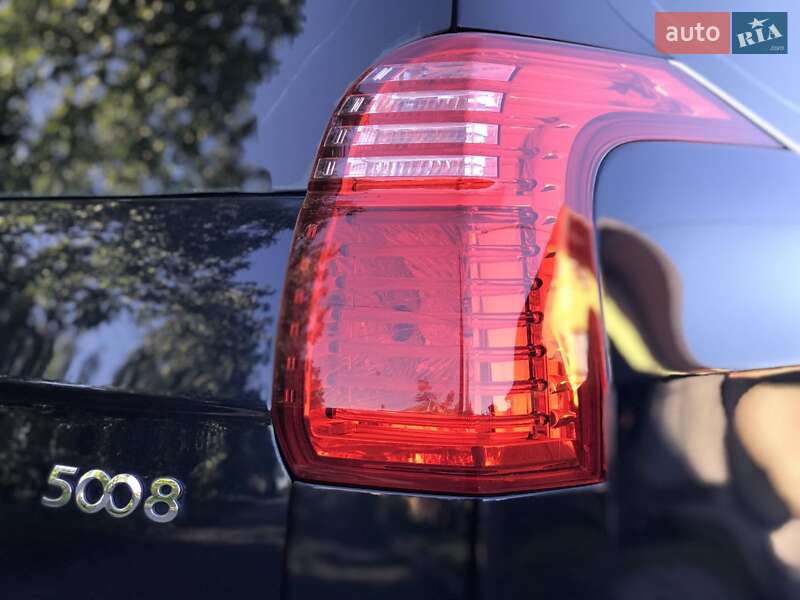 Мікровен Peugeot 5008 2010 в Луцьку