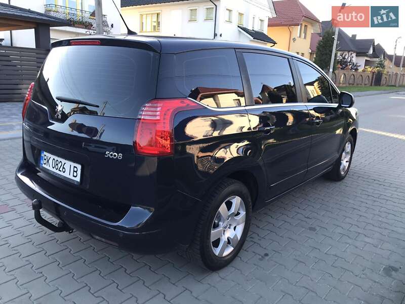 Мікровен Peugeot 5008 2010 в Луцьку