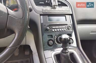 Микровэн Peugeot 5008 2009 в 