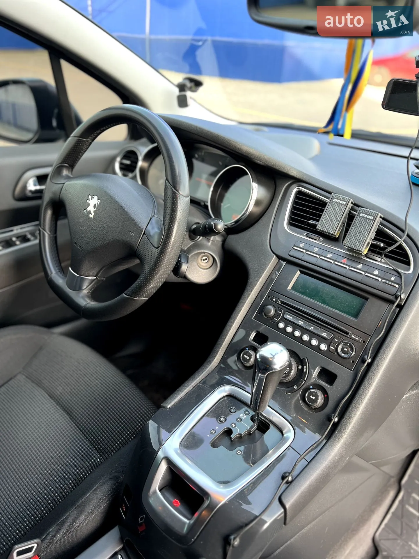 2010 Peugeot 5008 - мініатюра 16