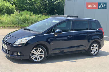 Микровэн Peugeot 5008 2010 в Львове