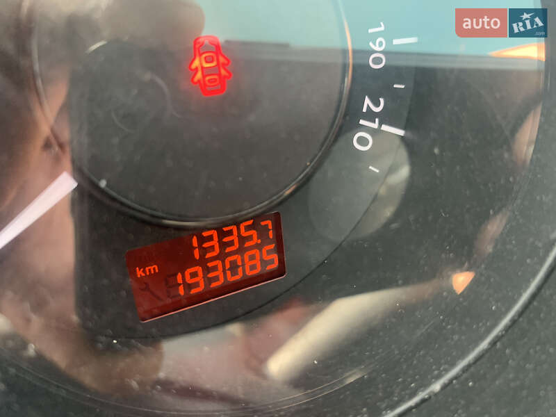 Микровэн Peugeot 5008 2011 в Луцке