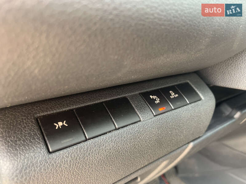 Микровэн Peugeot 5008 2011 в Луцке