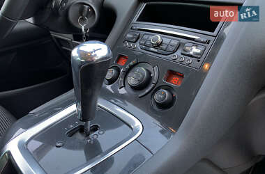 Мікровен Peugeot 5008 2014 в 
