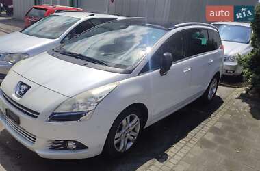 Мікровен Peugeot 5008 2013 в Рівному