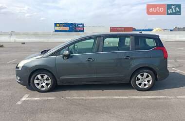 Мікровен Peugeot 5008 2010 в 