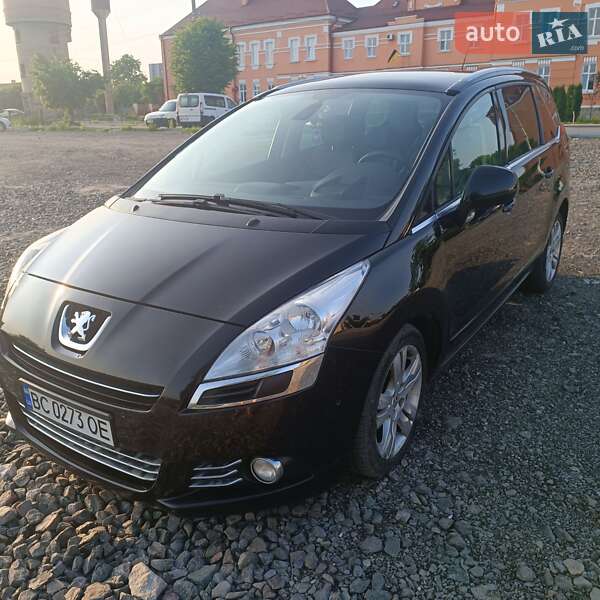 Микровэн Peugeot 5008 2011 в Золочеве