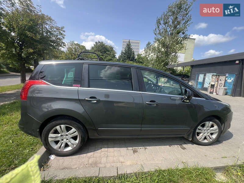 Мікровен Peugeot 5008 2016 в Львові