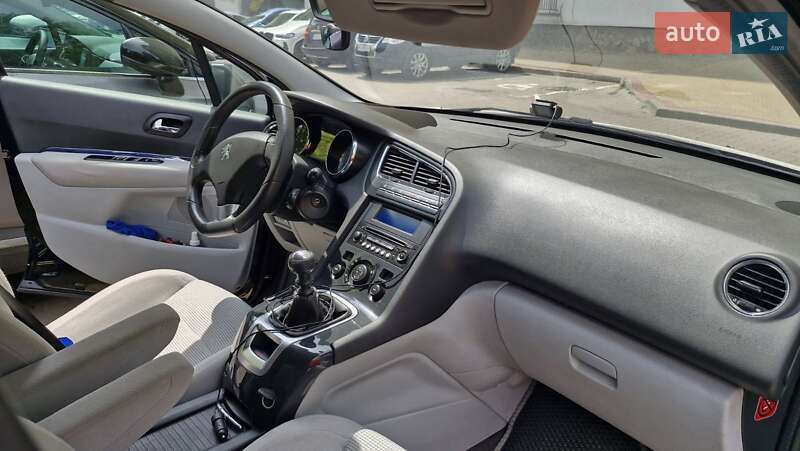 Мікровен Peugeot 5008 2011 в Луцьку