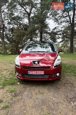 Микровэн Peugeot 5008 2010 в 