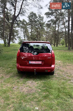 Микровэн Peugeot 5008 2010 в 
