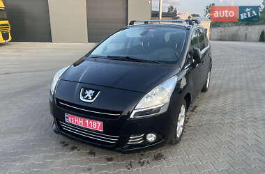 Микровэн Peugeot 5008 2011 в 