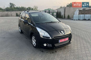 Микровэн Peugeot 5008 2011 в 